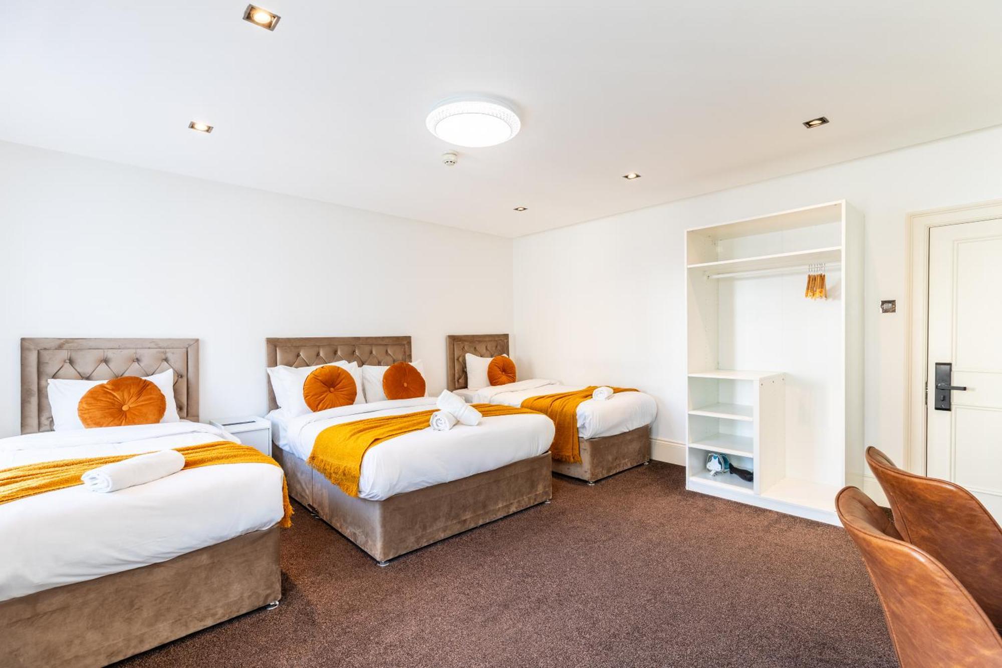 The Chapter - Mayfair Residences Лондон Экстерьер фото