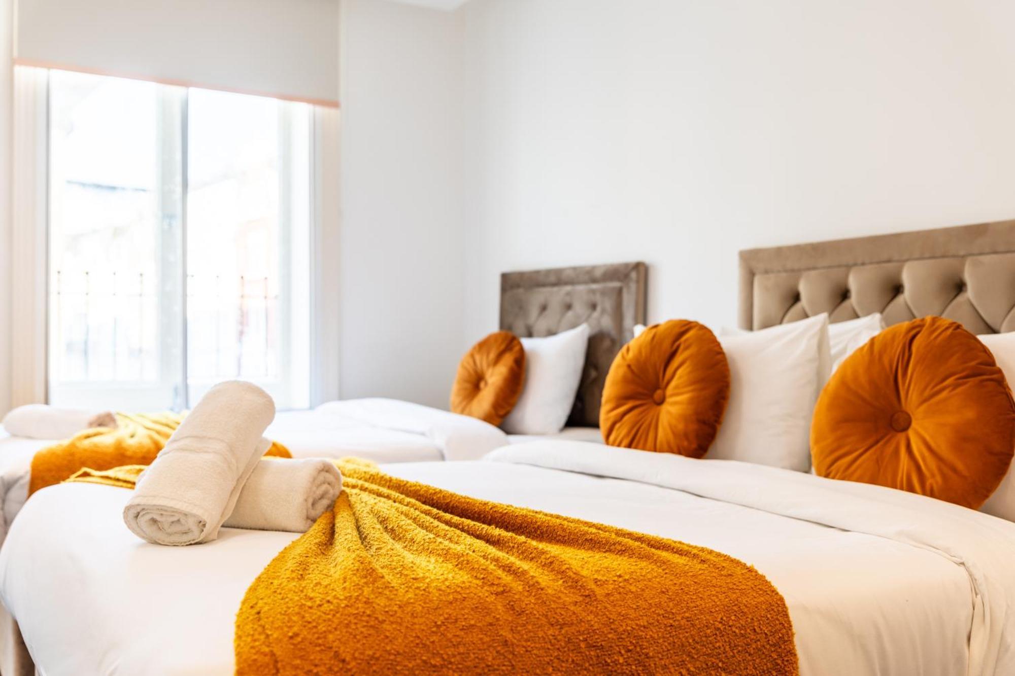The Chapter - Mayfair Residences Лондон Экстерьер фото