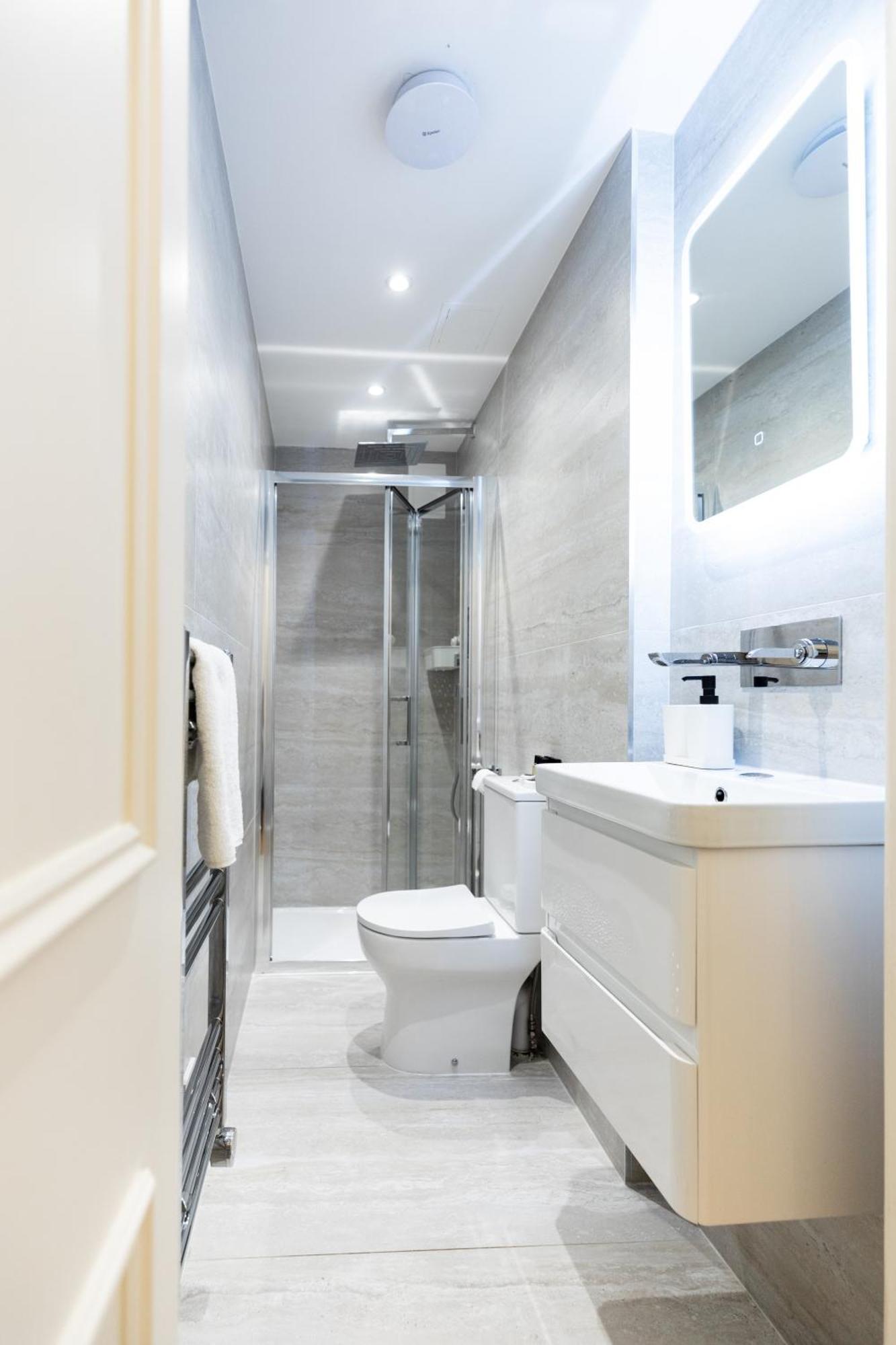 The Chapter - Mayfair Residences Лондон Экстерьер фото