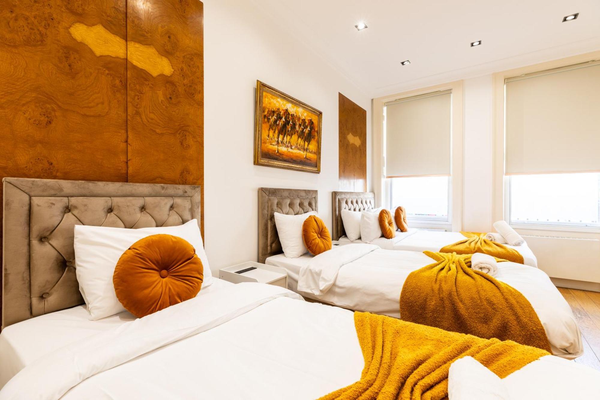 The Chapter - Mayfair Residences Лондон Экстерьер фото