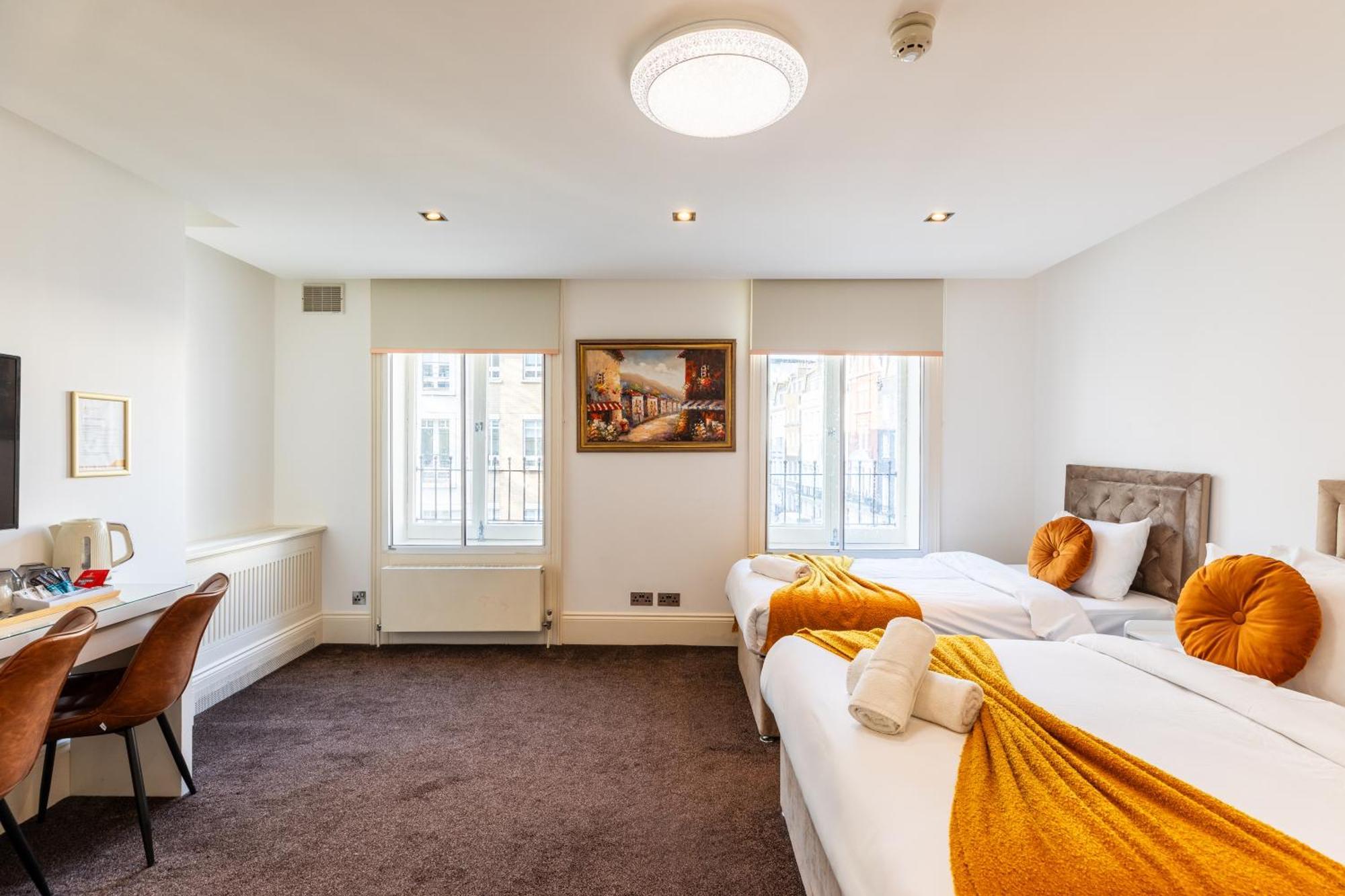 The Chapter - Mayfair Residences Лондон Экстерьер фото