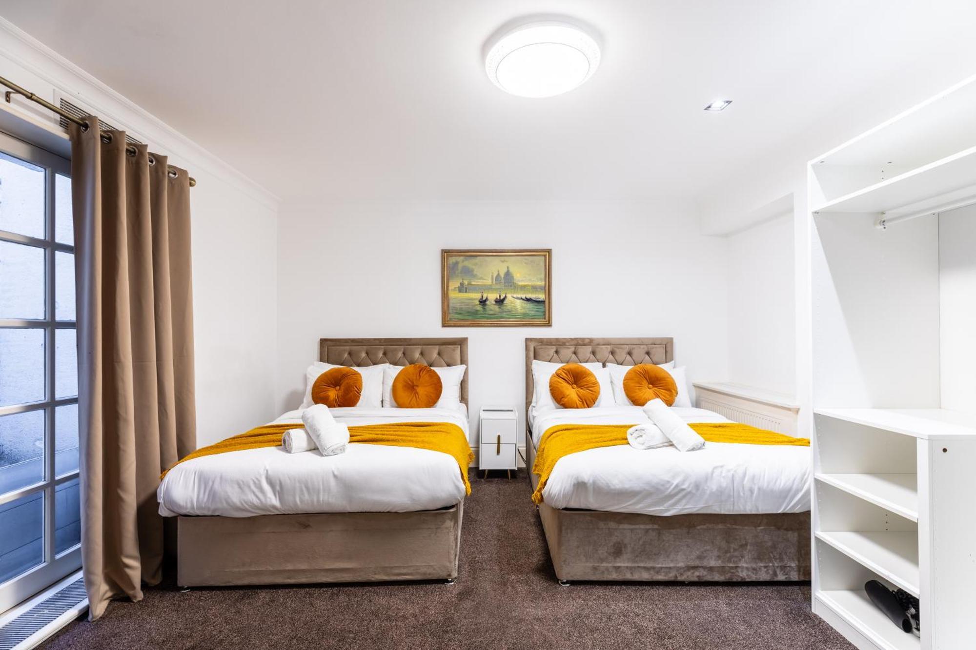 The Chapter - Mayfair Residences Лондон Экстерьер фото